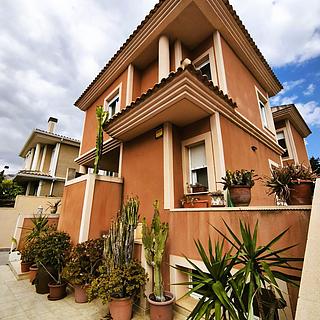 Prodej rodinného domu, 405m&sup2;