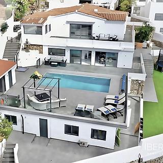 Prodej rodinného domu, 286m&sup2;