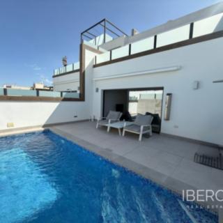 Prodej rodinného domu, 183m²