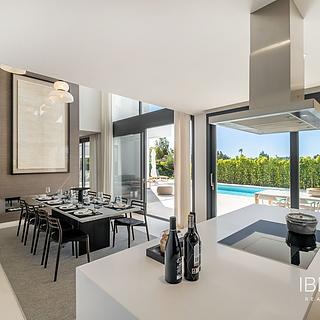 Prodej rodinného domu, 582m&sup2;