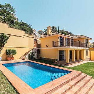 Prodej rodinného domu, 234m&sup2;