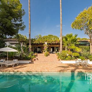 Prodej rodinného domu, 517m&sup2;