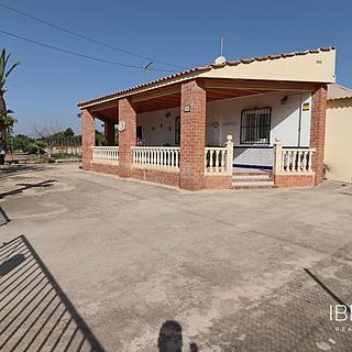 Prodej rodinného domu, 200m&sup2;