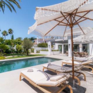 Prodej rodinného domu, 475m²