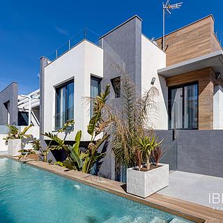 Prodej rodinného domu, 210m&sup2;