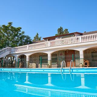 Prodej rodinného domu, 330m²