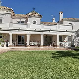 Prodej rodinného domu, 387m&sup2;