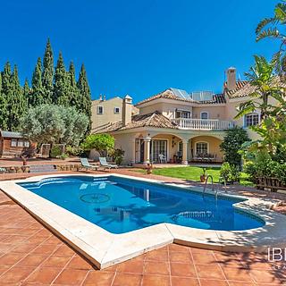 Prodej rodinného domu, 430m&sup2;