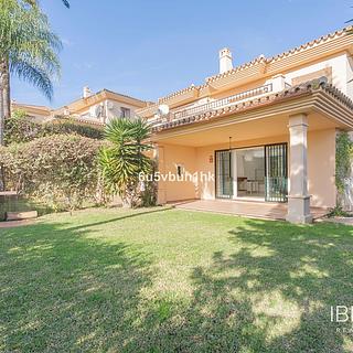 Prodej rodinného domu, 154m&sup2;