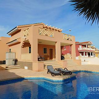 Prodej rodinného domu, 207m&sup2;