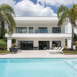 Prodej rodinného domu 490 m² ve Španělsku