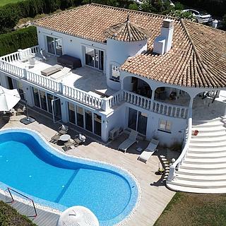 Prodej rodinného domu, 433m&sup2;