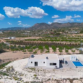 Prodej rodinného domu, 170m²