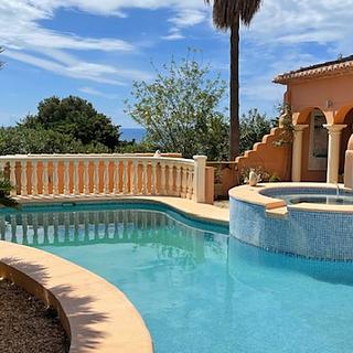 Prodej rodinného domu 240 m² ve Španělsku