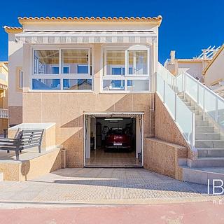 Prodej rodinného domu, 65m&sup2;