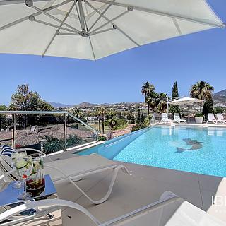 Prodej rodinného domu, 575m&sup2;