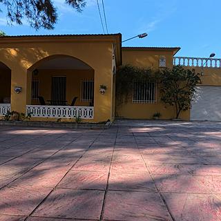 Prodej rodinného domu, 1709m²