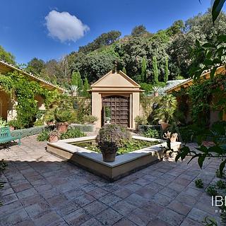 Prodej rodinného domu, 628m&sup2;