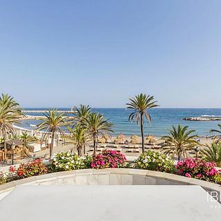 Prodej bytu 4+kk, 370m&sup2;