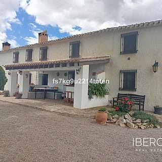 Prodej rodinného domu 544 m² ve Španělsku