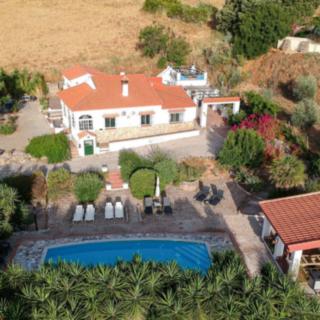 Prodej rodinného domu, 195m²