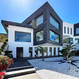 Prodej rodinného domu, 525m&sup2;