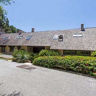 Prodej rodinného domu 1 000 m² ve Španělsku