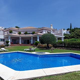 Prodej rodinného domu, 733m&sup2;