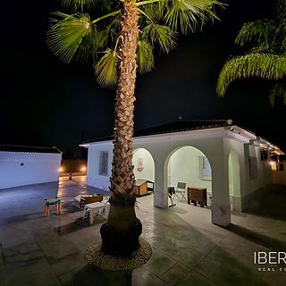 Prodej rodinného domu, 161m&sup2;