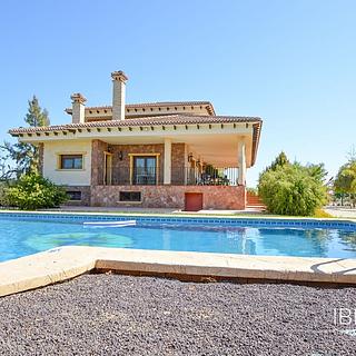 Prodej rodinného domu, 270m&sup2;