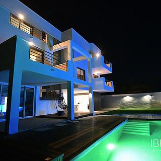 Prodej rodinného domu 359 m² ve Španělsku