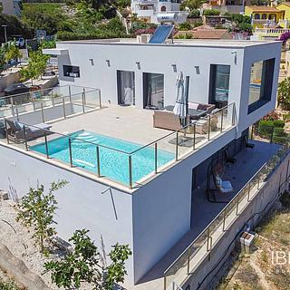 Prodej rodinného domu, 199m&sup2;