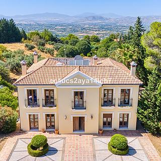 Prodej rodinného domu, 600m&sup2;