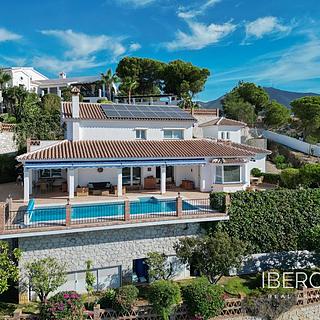 Prodej rodinného domu 474 m² ve Španělsku