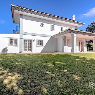 Prodej rodinného domu, 276m&sup2;