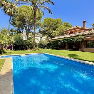 Prodej rodinného domu, 991m&sup2;