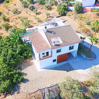 Prodej rodinného domu, 400m&sup2;