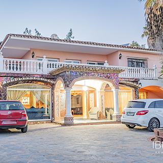 Prodej rodinného domu 609 m² ve Španělsku