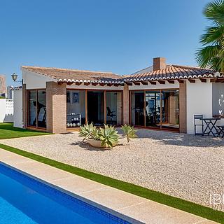 Prodej rodinného domu, 492m&sup2;