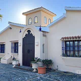 Prodej rodinného domu, 165m&sup2;