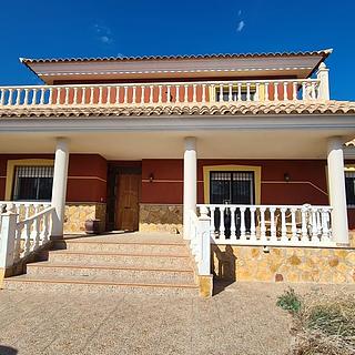 Prodej rodinného domu 273 m² ve Španělsku