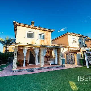 Prodej rodinného domu, 130m&sup2;