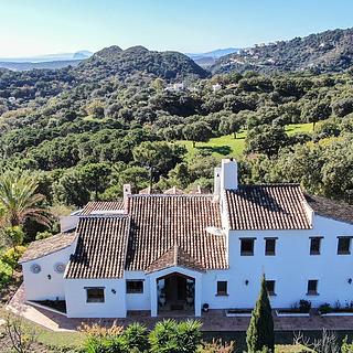 Prodej rodinného domu, 392m&sup2;