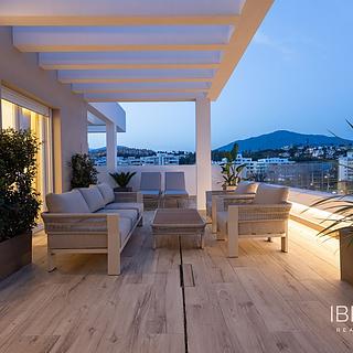 Prodej bytu 5+kk 125 m² ve Španělsku