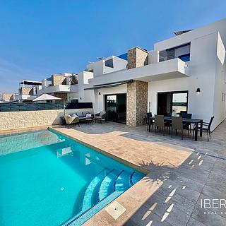 Prodej rodinného domu, 118m²