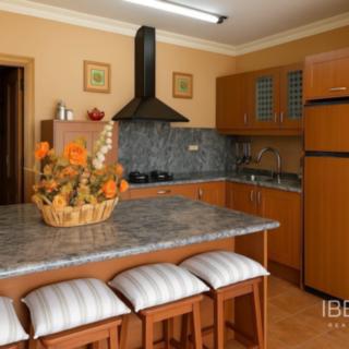 Prodej rodinného domu, 287m²