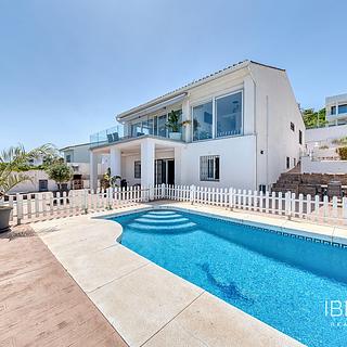 Prodej rodinného domu, 327m&sup2;