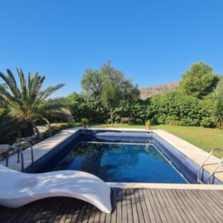 Prodej rodinného domu, 350m²