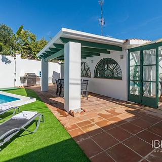 Prodej rodinného domu, 224m&sup2;