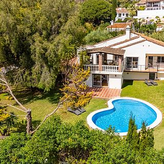 Prodej rodinného domu, 384m&sup2;